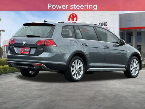 Used 2017 Volkswagen Golf Alltrack SE AWD/4WD image 4
