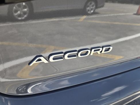 Used 2025 Honda Accord SE image 14