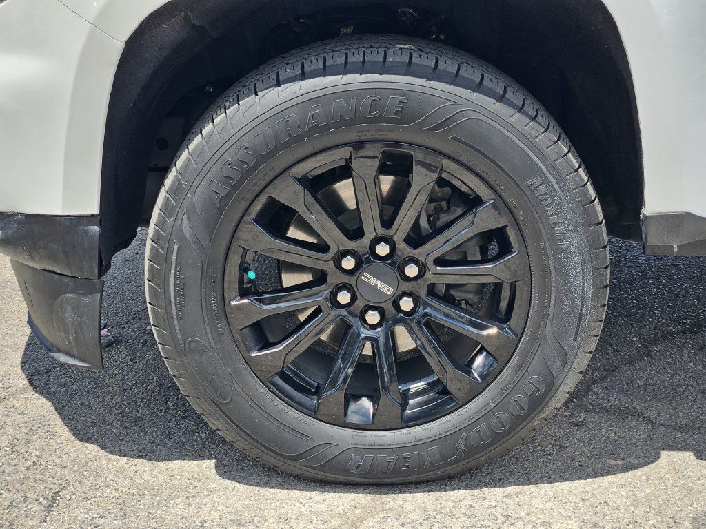 Used 2021 GMC Canyon Elevation w/ High Elevation Package RWD image 10