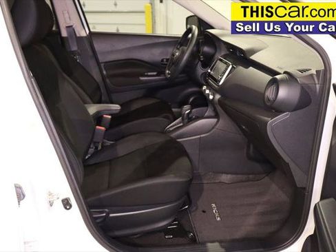 Used 2023 Nissan Kicks S image 23