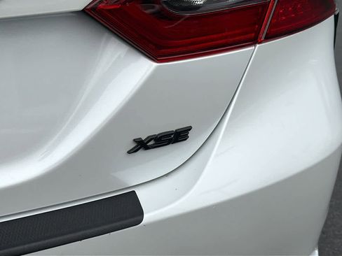 Used 2022 Toyota Camry XSE image 28