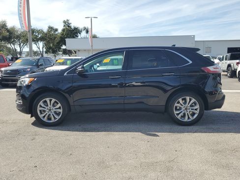 Certified 2024 Ford Edge Titanium image 6
