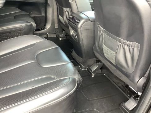 Used 2023 Hyundai Palisade Calligraphy image 27