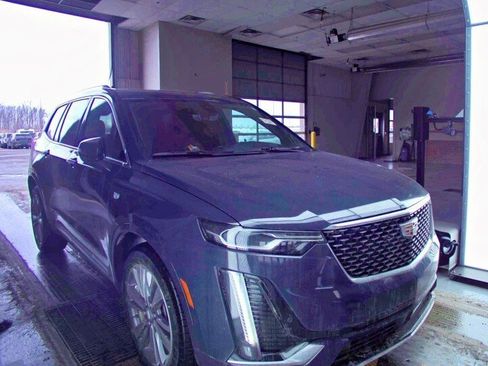 Certified 2024 Cadillac XT6 Premium Luxury w/ Technology Package image 2