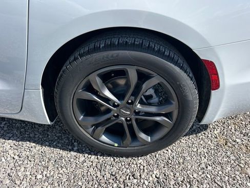 New 2026 Chrysler Pacifica Select image 43