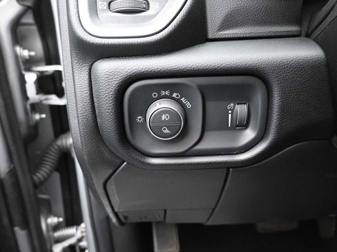 Used 2024 RAM 3500 Big Horn image 11