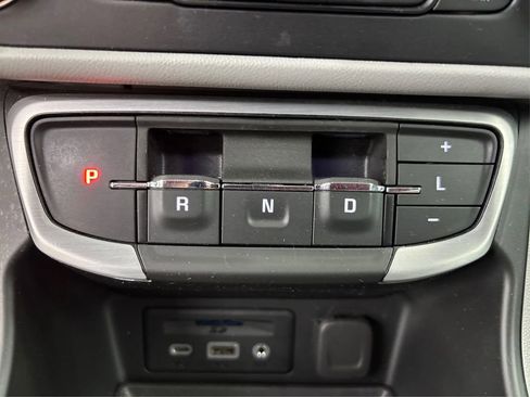 Used 2022 GMC Terrain SLT AWD/4WD image 31