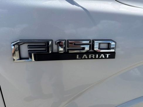 Used 2015 Ford F150 Lariat RWD image 21