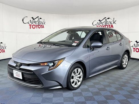 Used 2024 Toyota Corolla LE image 4