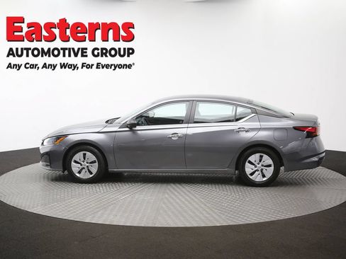 Used 2024 Nissan Altima 2.5 S FWD image 59