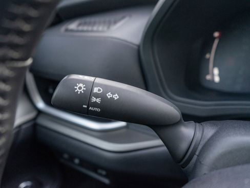 Used 2024 Toyota Grand Highlander XLE image 26