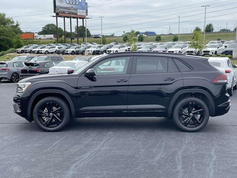 New 2026 Volkswagen Atlas Cross Sport SEL R-Line AWD/4WD image 4