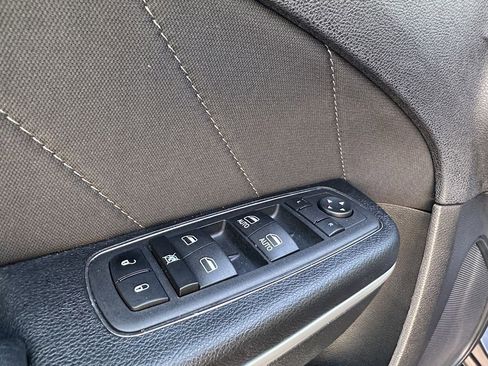 Used 2023 Dodge Charger SXT image 21