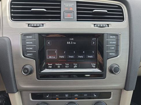 Used 2015 Volkswagen Golf TDI SE FWD image 26