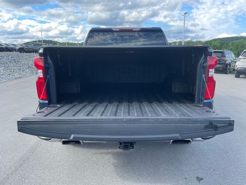Used 2020 Chevrolet Silverado 1500 LTZ w/ LTZ Premium Package AWD/4WD image 5