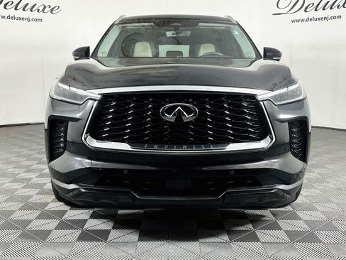 Used 2023 INFINITI QX60 Luxe w/ Performance Audio Package AWD/4WD image 2
