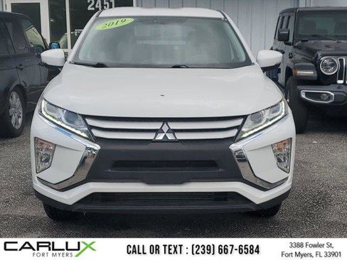 Used 2019 Mitsubishi Eclipse Cross ES image 2