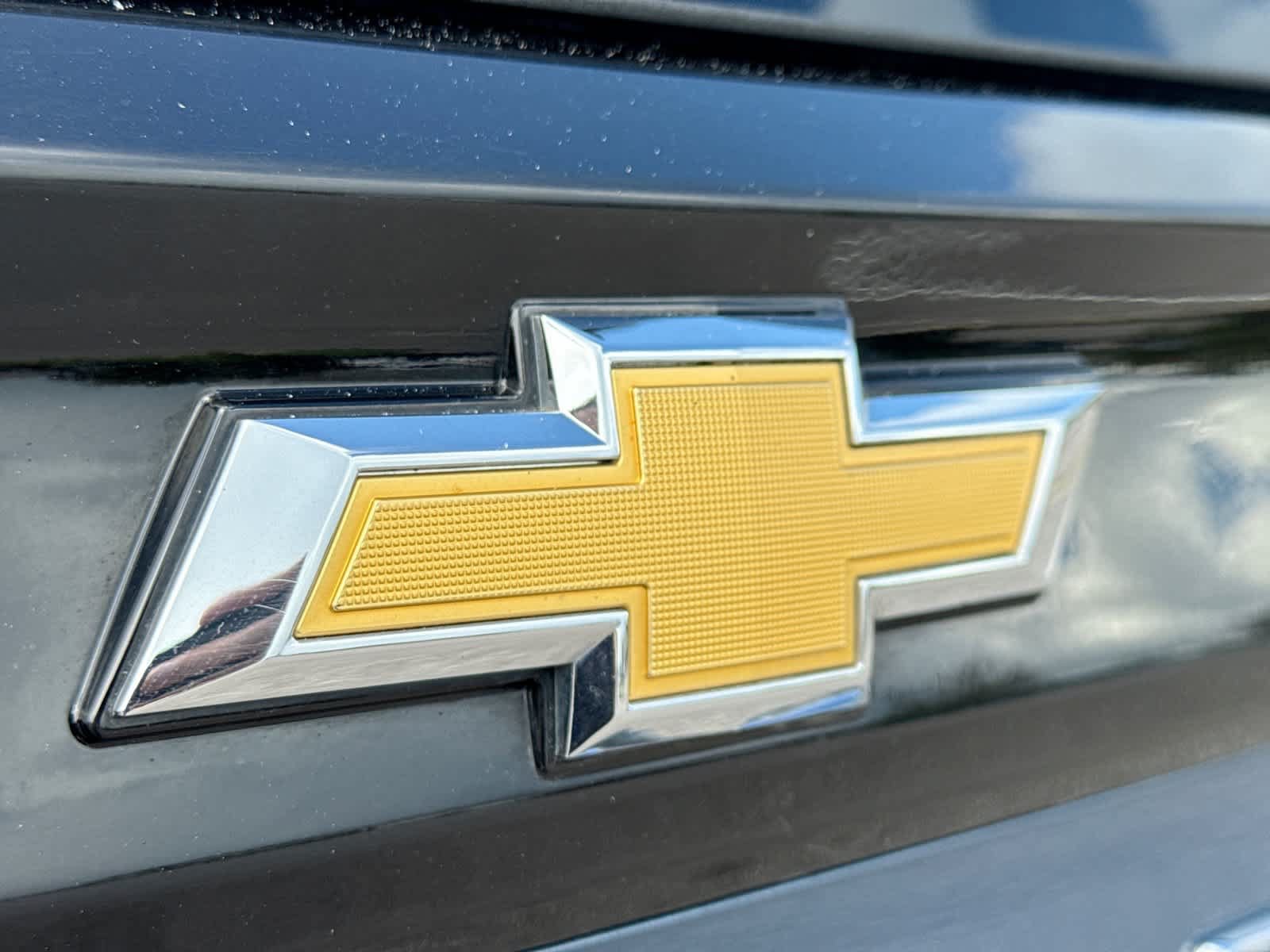 Used 2025 Chevrolet Tahoe High Country AWD/4WD image 18