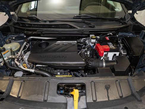 Used 2023 Nissan Rogue SV image 18