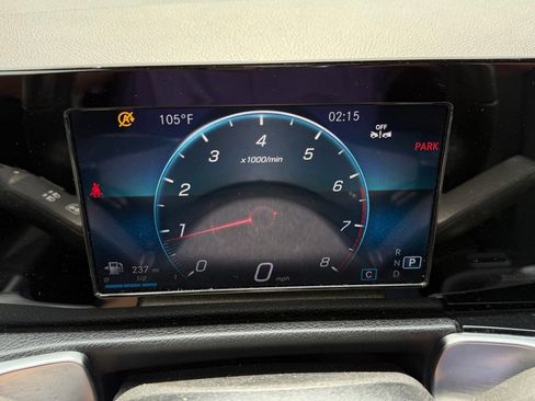 Used 2023 Mercedes-Benz GLB 250 image 13