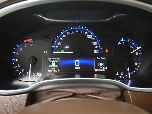 Used 2016 Cadillac SRX Luxury w/ Driver Awareness Package image 15