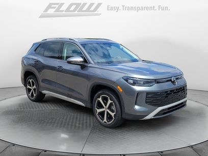 New 2025 Volkswagen Tiguan SE