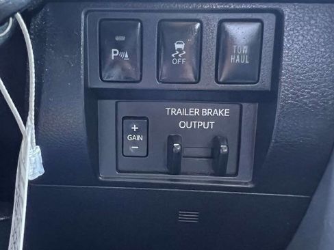 Used 2018 Toyota Tundra SR5 w/ TRD Sport Package RWD image 21