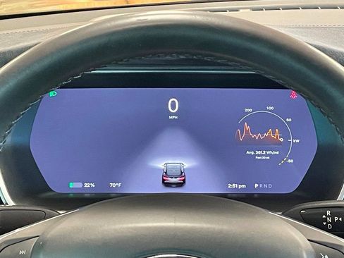 Used 2016 Tesla Model S 70D image 24