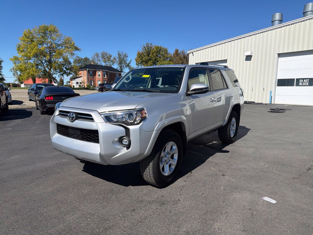 Used 2023 Toyota 4Runner SR5 Premium w/ Moonroof Package AWD/4WD image 3