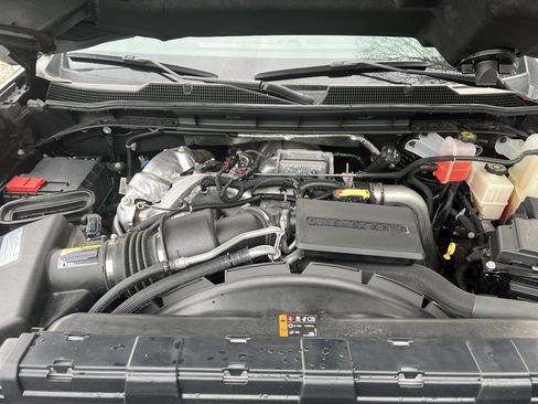 Used 2022 Chevrolet Silverado 2500 LTZ w/ LTZ Plus Package image 33