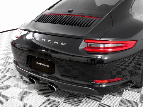 Used 2017 Porsche 911 Carrera S image 29