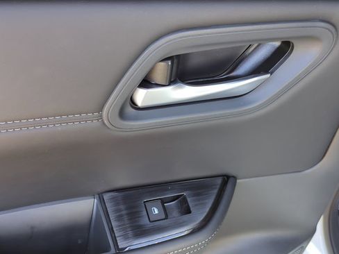 New 2026 Nissan Rogue SV w/ SV Premium Package FWD image 16