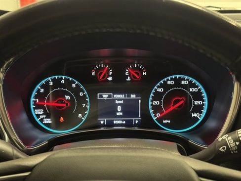 Used 2018 Chevrolet Equinox LT image 20