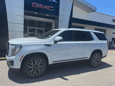 Certified 2026 GMC Yukon Denali Ultimate AWD/4WD image 2