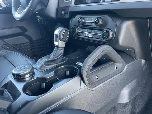New 2026 Ford Bronco Outer Banks w/ Sasquatch Package image 22