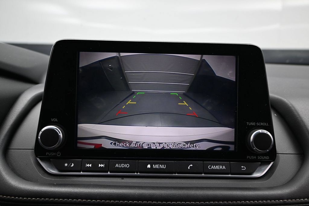 Used 2024 Nissan Rogue S AWD/4WD image 36