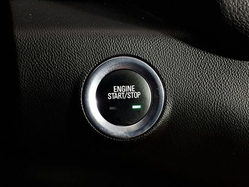 Used 2023 GMC Terrain SLE FWD image 15