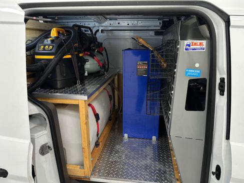 Used 2022 Ford Transit Connect XL image 17