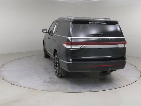 Used 2023 Lincoln Navigator Black Label image 17