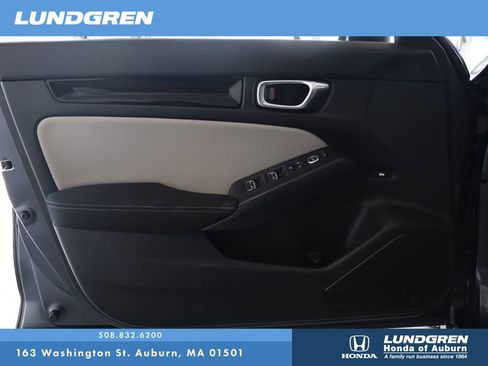 Used 2022 Honda Civic EX image 9