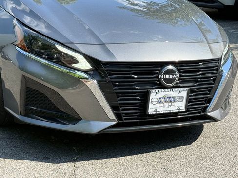 Used 2023 Nissan Altima 2.5 SV FWD image 7
