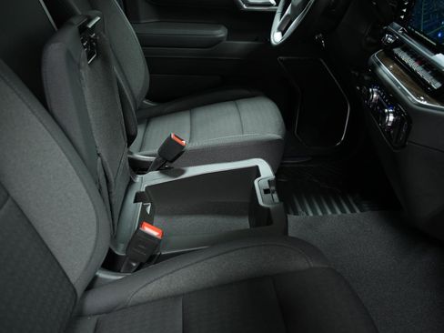 New 2026 GMC Sierra 1500 Elevation image 18