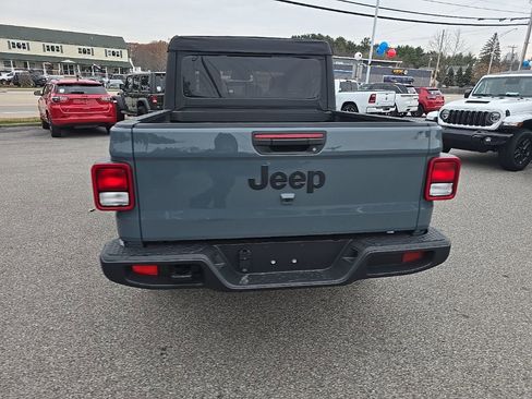 New 2026 Jeep Gladiator Sport image 6
