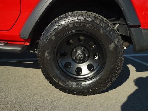 Used 2024 Jeep Wrangler Sport S image 69