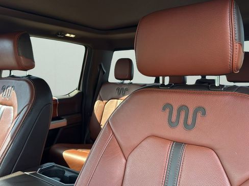 Used 2022 Ford F350 King Ranch w/ King Ranch Ultimate Package AWD/4WD image 9