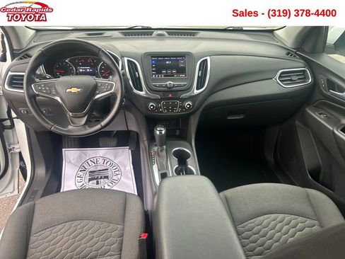 Used 2021 Chevrolet Equinox LT image 12