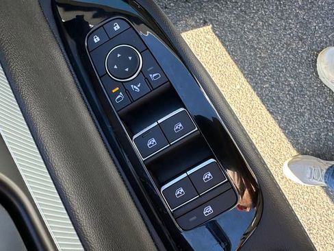 Used 2025 Nissan Murano Platinum w/ Cargo Package image 31