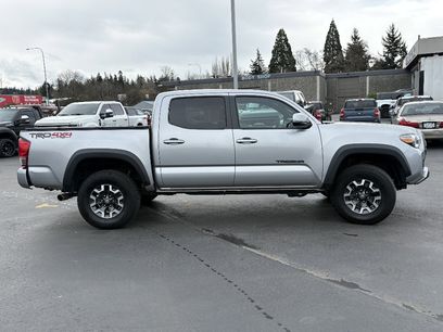 Used 2016 Toyota Tacoma TRD Off-Road w/ Premium & Technology Package
