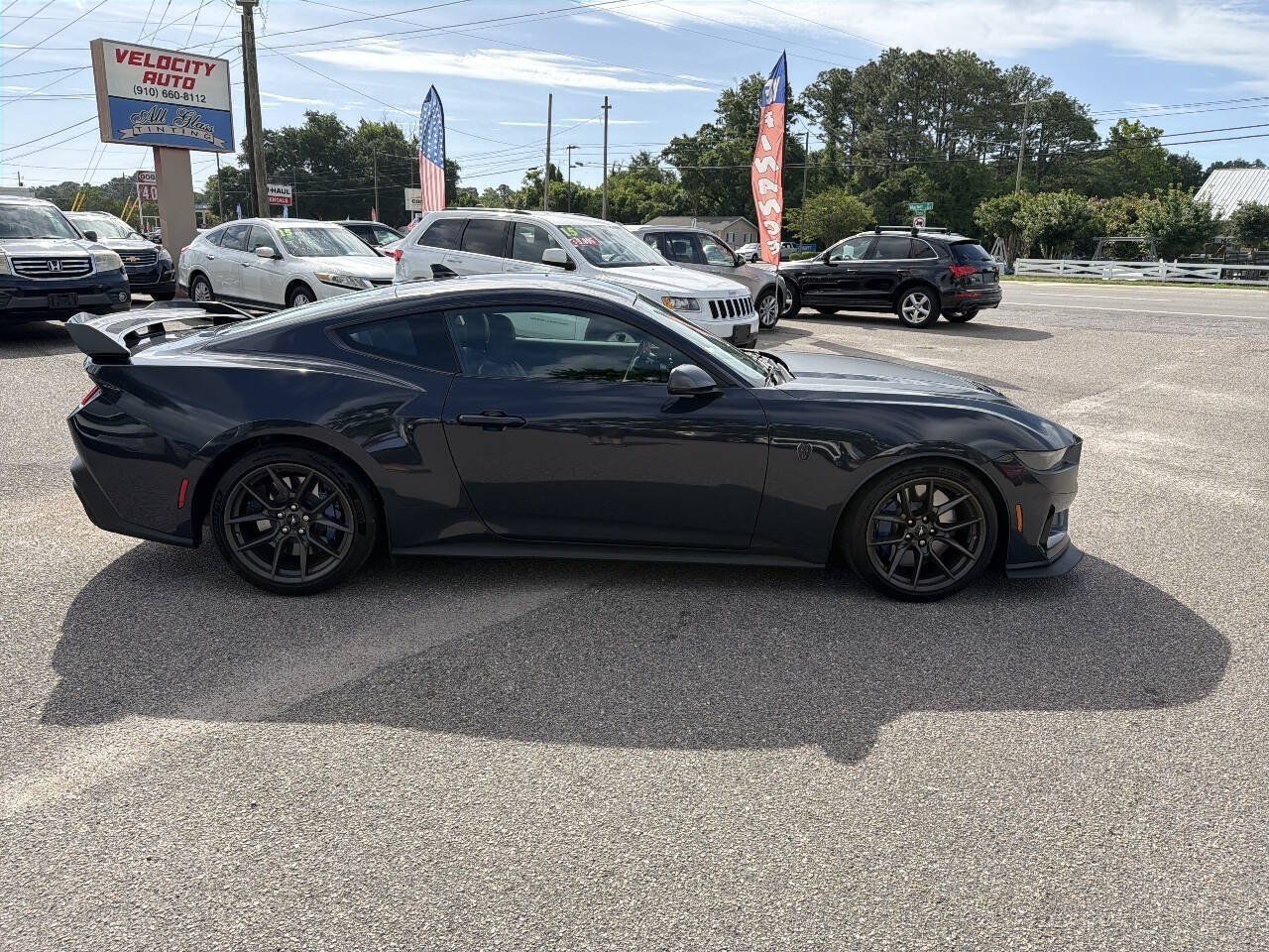 Used 2025 Ford Mustang Dark Horse w/ Dark Horse Handlin Package RWD image 3