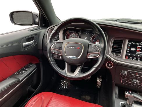 Used 2022 Dodge Charger R/T w/ Plus Group RWD image 11